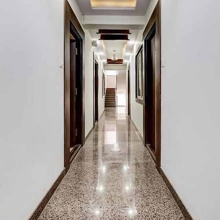 Oyo 81895 Nr Homes Бенґалуру Екстер'єр фото